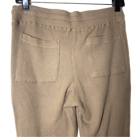 Monrow Waffle Cotton Drawstring Joggers - Picture 7 of 8